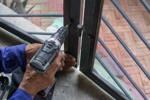 Cost of Steel Window Repair in Waukesha