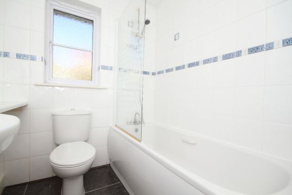 Cost of Shower Window Replacement in Waukesha